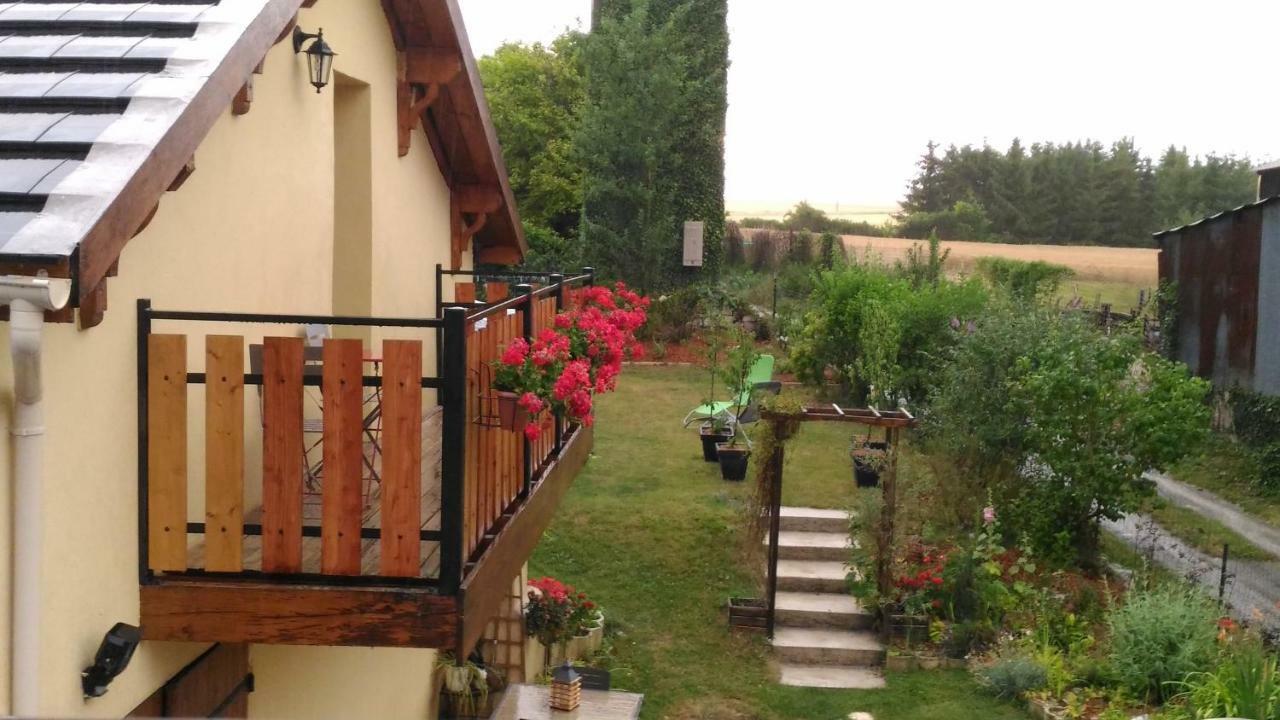 Gite Au Grenier Cosy Lor Bagian luar foto